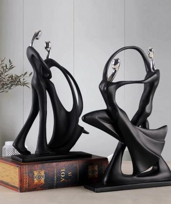 Dancing Couple Showpiece
