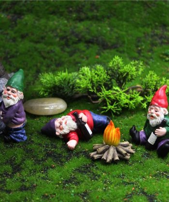 Mini Drunk Gnomes Bonfire Party